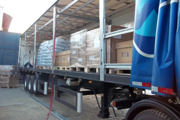 Por que usar o Double Deck no transporte de cargas sensíveis?